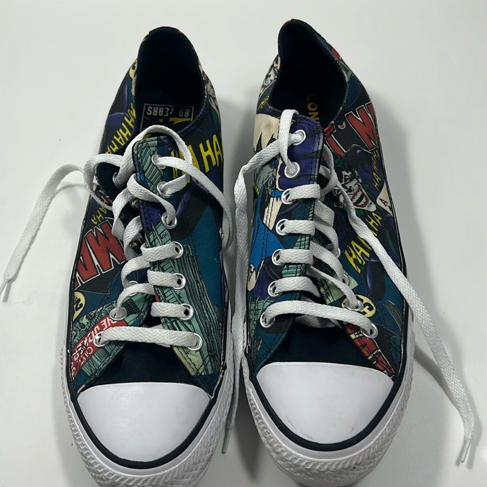Chuck Taylor Converse All Star Batman 80th anniversary shoes